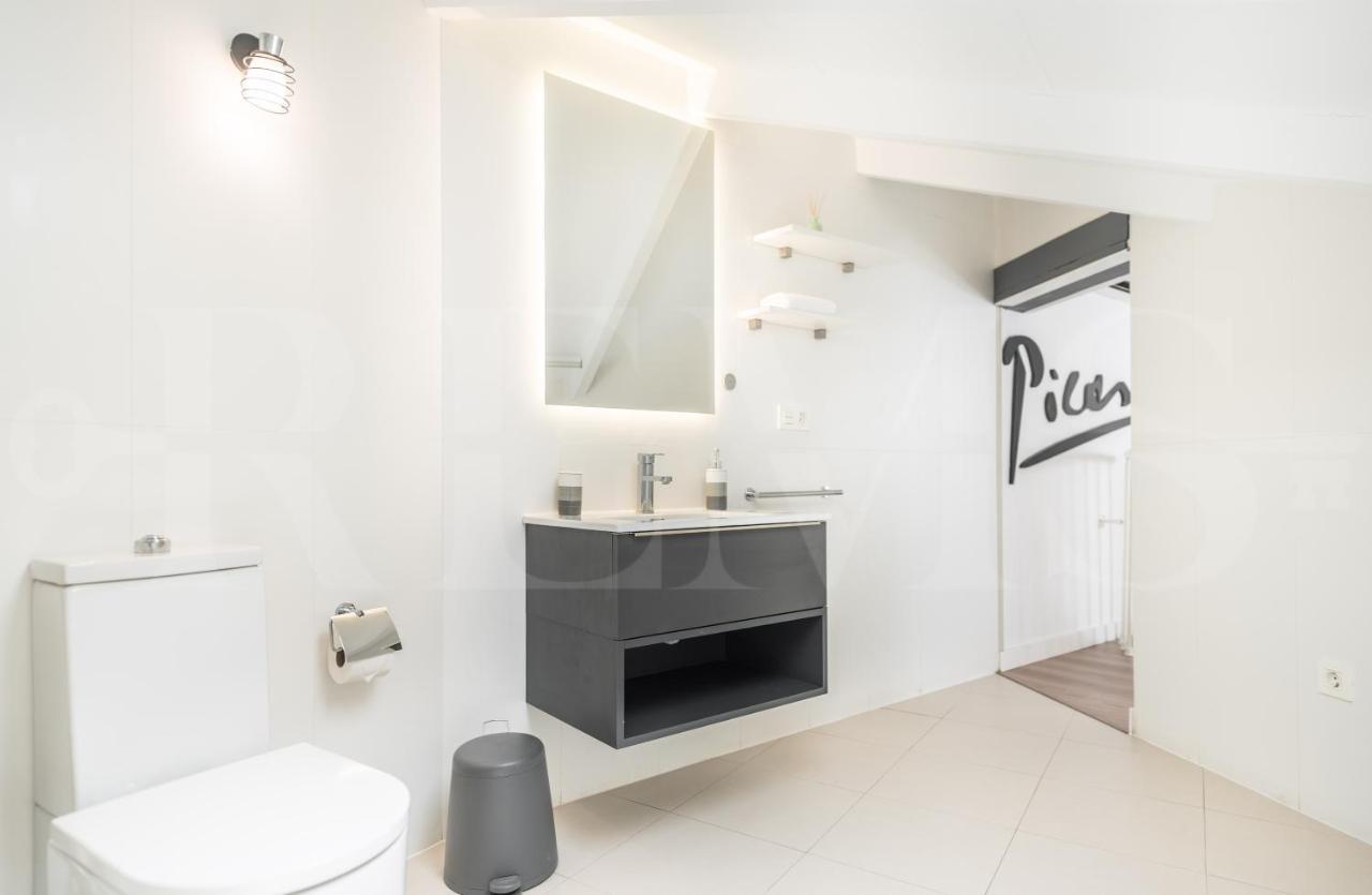Inviting Duplex In Front Of Picasso Museum By Rems Leilighet Málaga