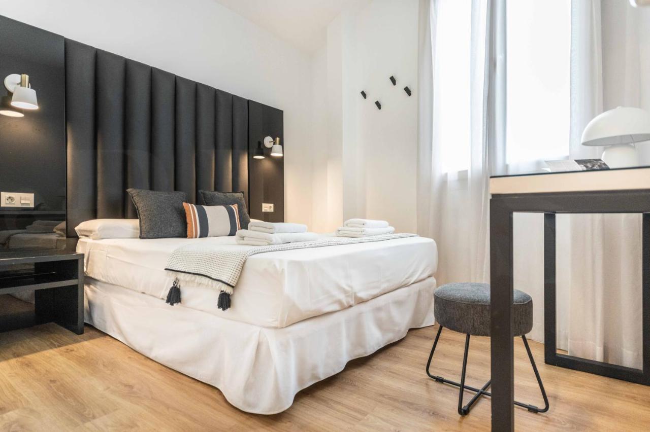 Leilighet Inviting Duplex In Front Of Picasso Museum By Rems